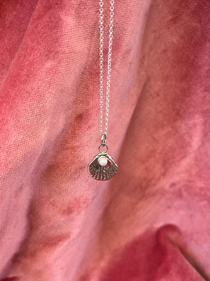 Oyster Pendant